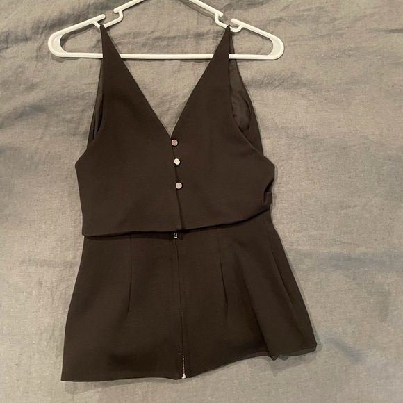 NWT fun back! ponti ava wrap tank top - Picture 2 of 3